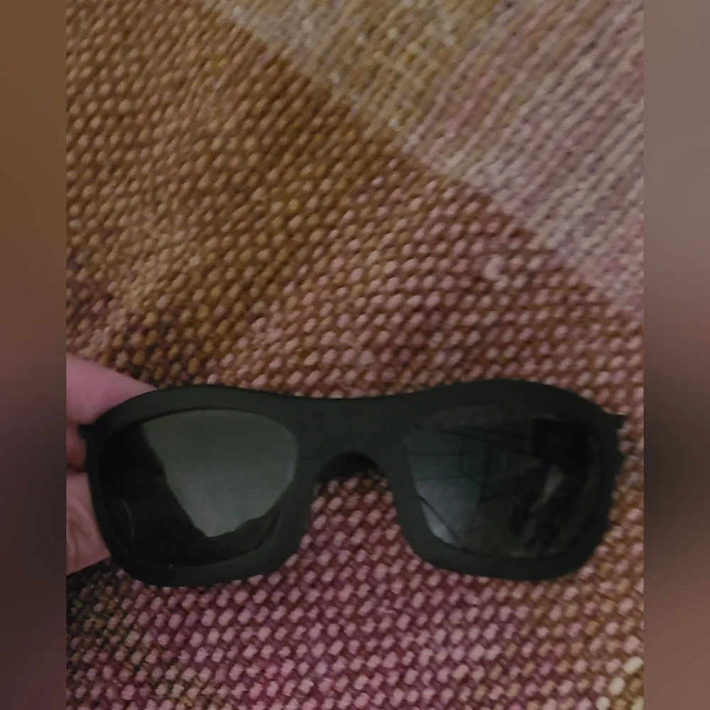 Child's Stylish Black Sunglasses. Unisex